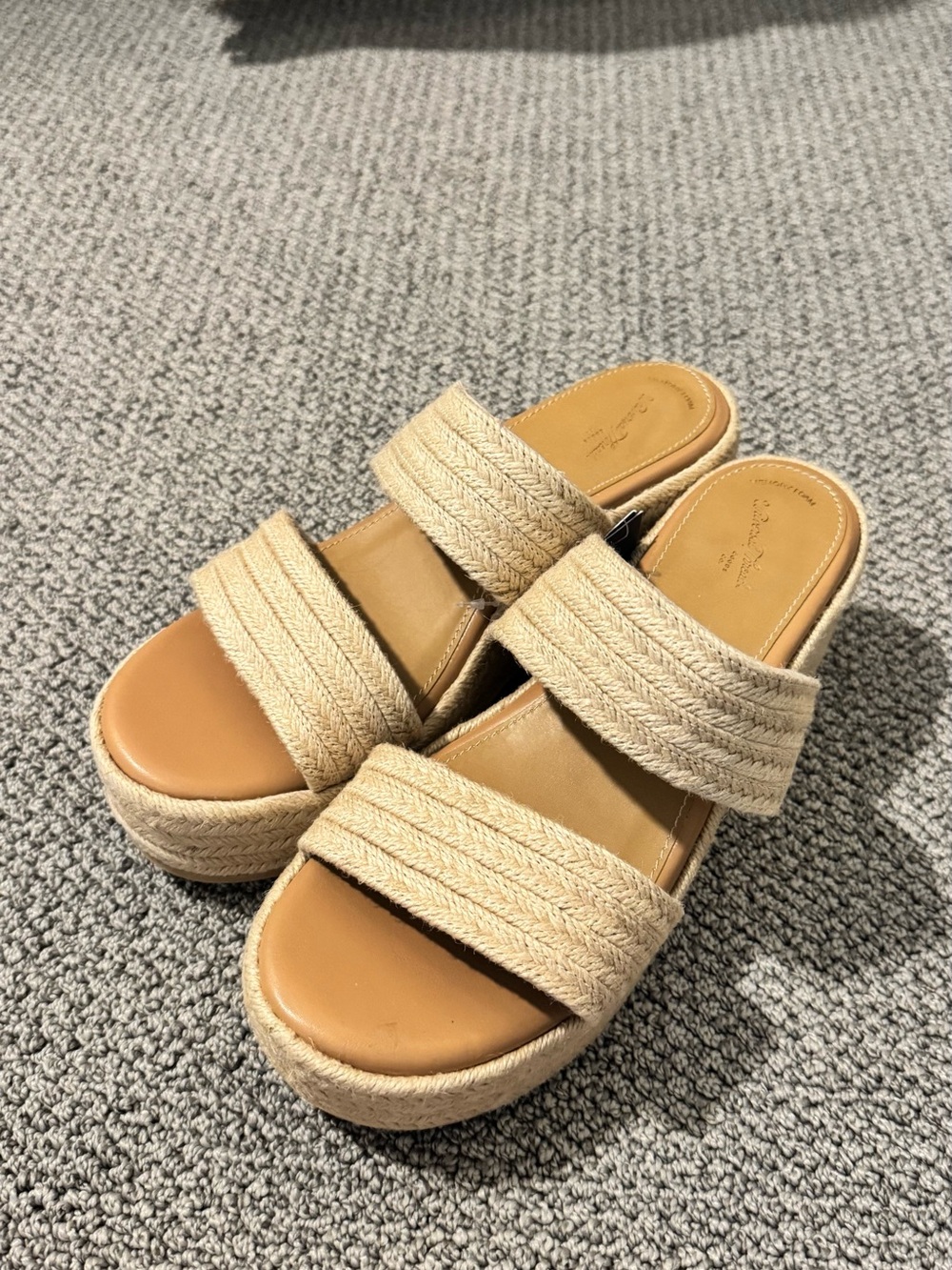 NWT target Women’s Espadrille Slide Sandals in Beige